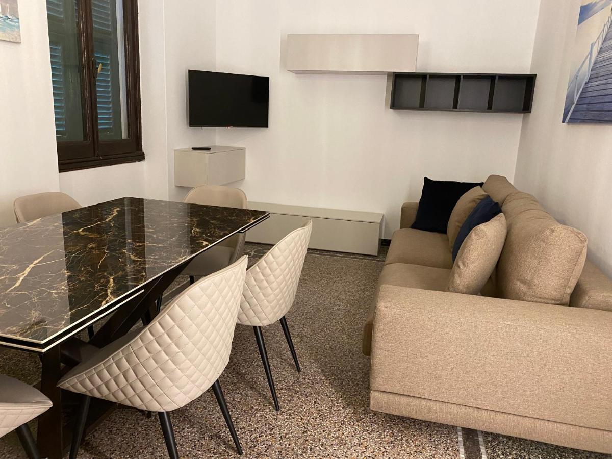 Casa Genovese, Splendido Appartamento In Centro A Rapallo Exteriör bild