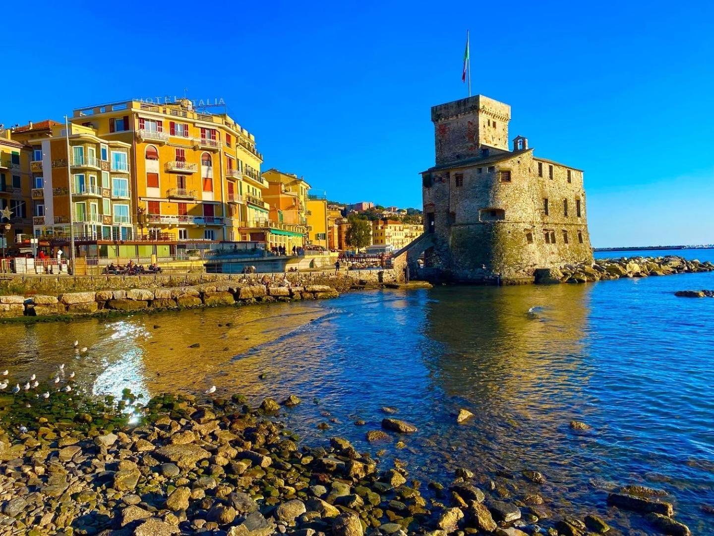 Casa Genovese, Splendido Appartamento In Centro A Rapallo Exteriör bild